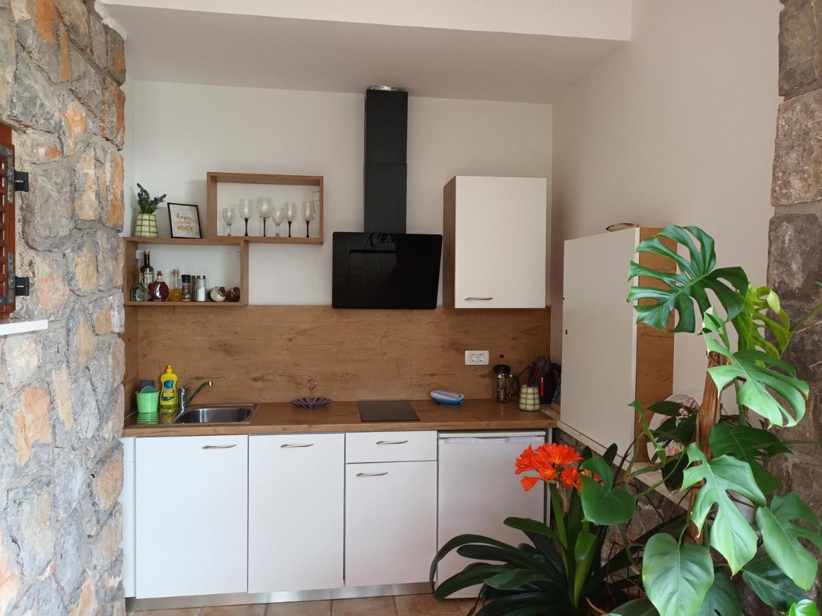 Apartments Sandra Lovran Extérieur photo